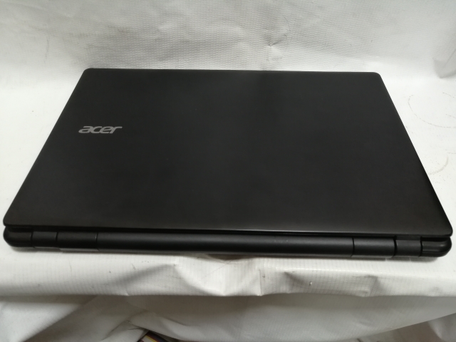 Ноутбук Acer AMD A10-7300/HDD 500/ОЗУ 4/AMD Radeon R7 M265 2Gb