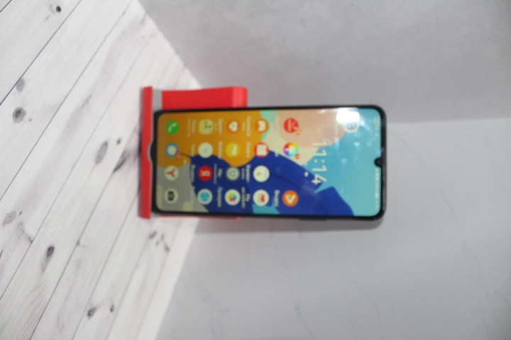 Смартфон HUAWEI nova Y70 64ГБ