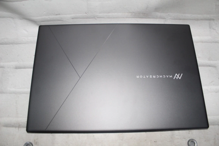 Ноутбук Machcreator One i3 SSD256/LPDDR4 8GB/1.20GHz