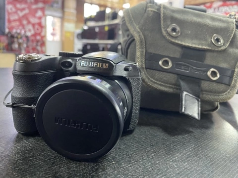 Фотоаппарат Fujifilm FinePix S2950 ФМ