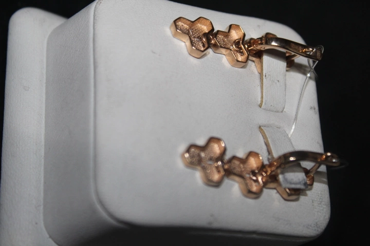 Серьги золотые с камнями  585 проба 4,95 гр. 3 см.ФМ