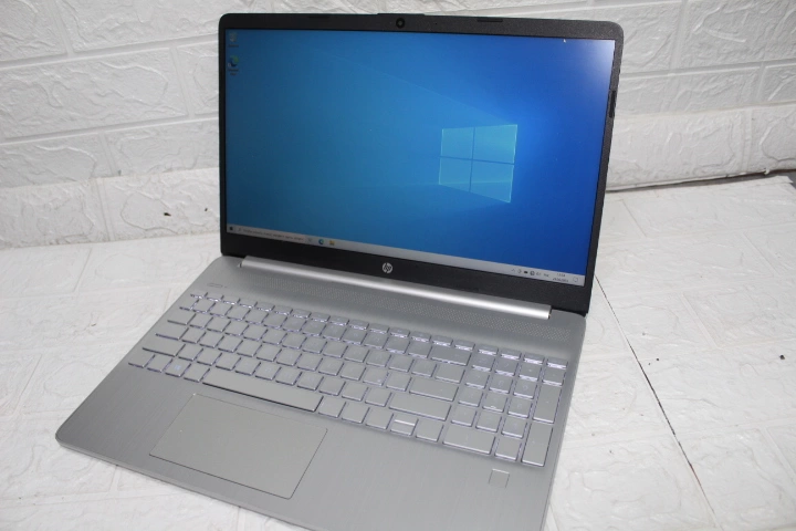 Ноутбук HP 15S-EQ2022UR