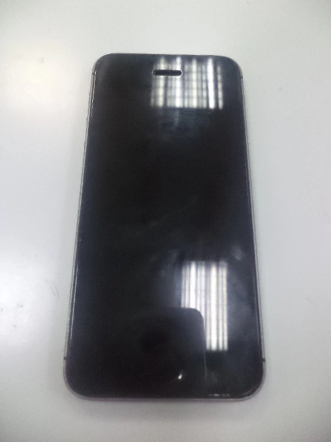Смартфон Apple Iphone  5S