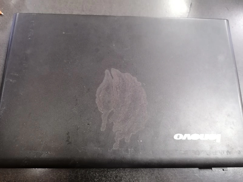 Ноутбук Lenovo AMD E1\1GHz\2Гб\300Гб\AMD RadeonHD8210