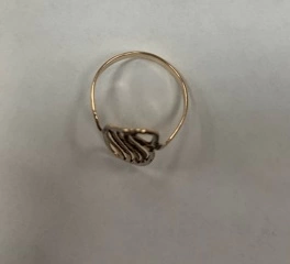 Кольцо  золотое 585 проба 1,52гр 16,5 размер