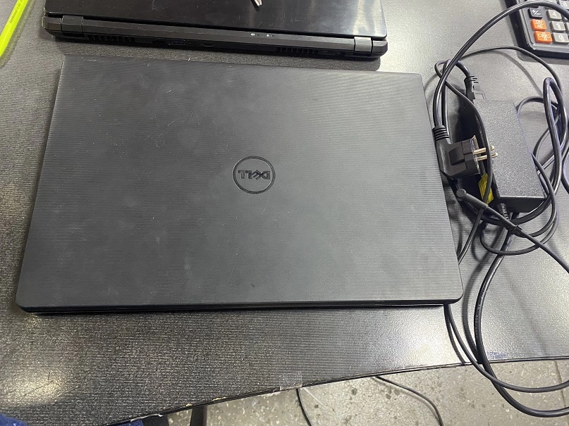 Ноутбук Dell Core i3-5005/2,00Ghz/4Gb/500Gb/Intel HD Graphics