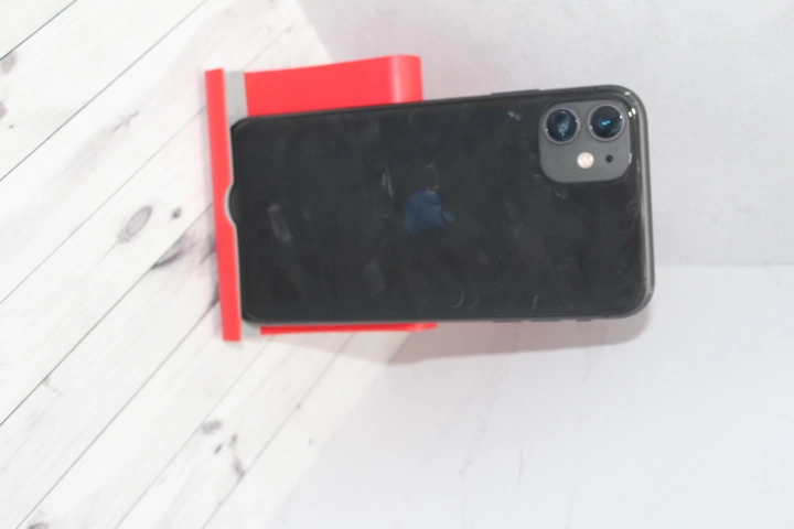 Смартфон Apple iPhone 11 64 ГБ