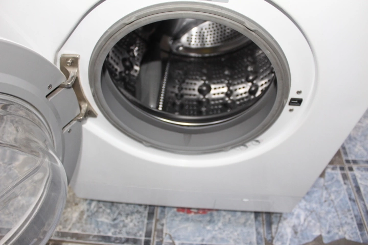 Стиральная машина LG F1056QD 7кг