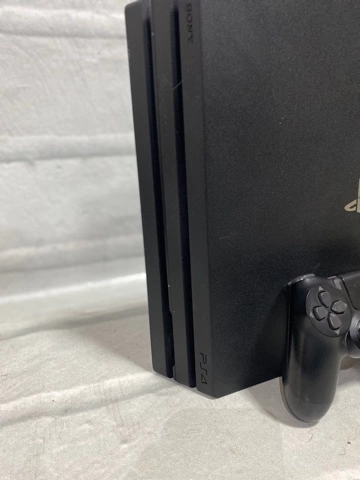 Игровая приставка PS4 Sony Playstation 4 Pro 1TB