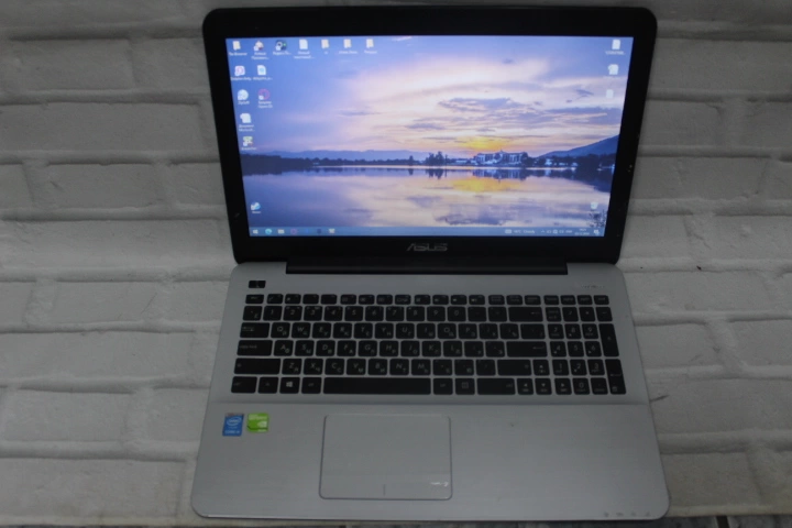 Ноутбук Asus intel i3 5010U 2.1GHz/DDR3 8Gb/HDD500/Nvidia 940M