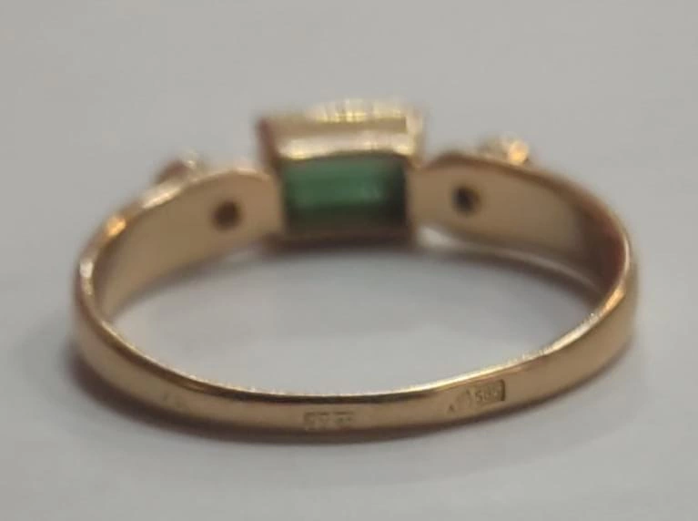 Кольцо золотое 585 17,5 р-р  2,42 гр (ФМ)