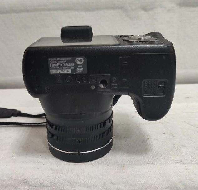 Фотоаппарат цифровой Fujifilm S4300