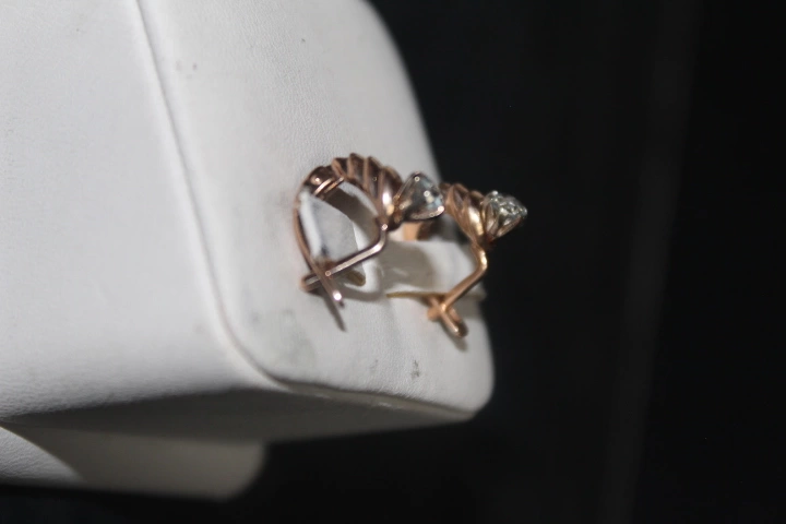Серьги золотые с камнями  585 проба 3,60 гр 1 см (ФМ)