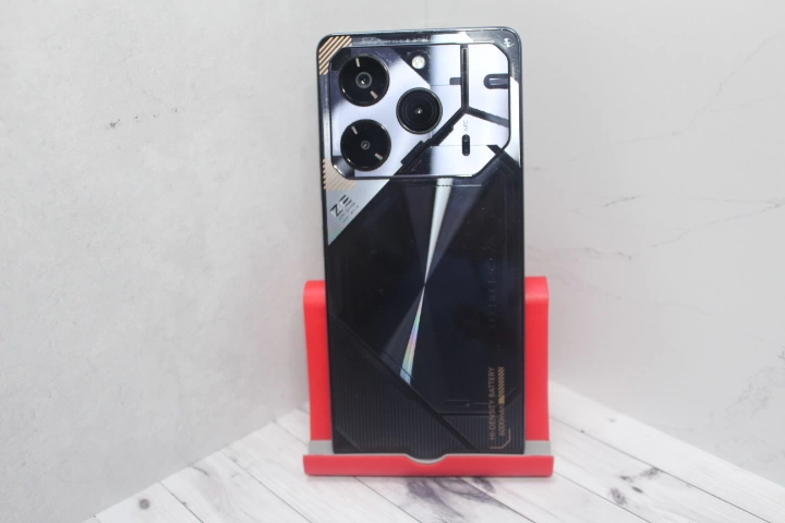 Смартфон Tecno Pova 6 Pro 256Gb