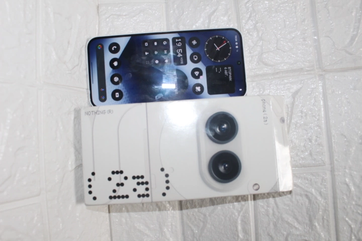 Смартфон Nothing Phone 2A 256ГБ