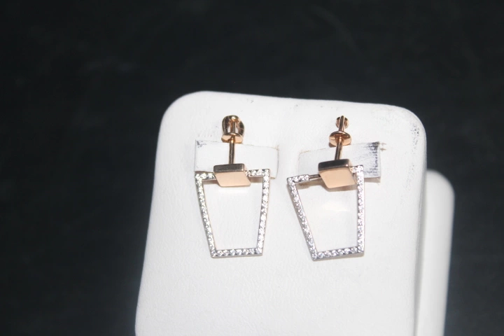 Серьги  золотые 585 проба 2,39 гр 1,5 см (ФМ)