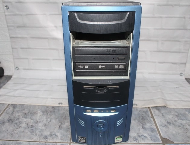 Системный блок No name intel Core Q8200 2.33GHz/DDR3 4/HDD250/Radeon5500