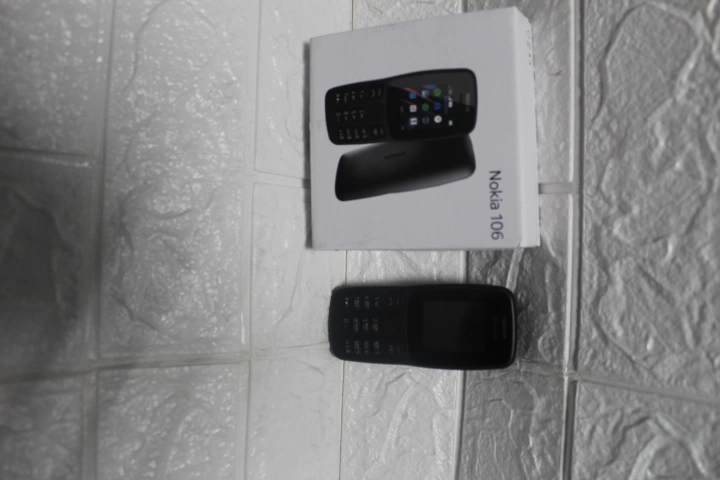 Телефон мобильный Nokia 106