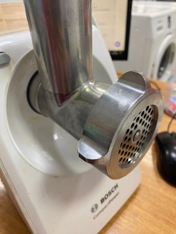 Электромясорубка Bosch MFW3520W