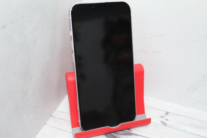 Смартфон Apple iPhone 13 128 ГБ