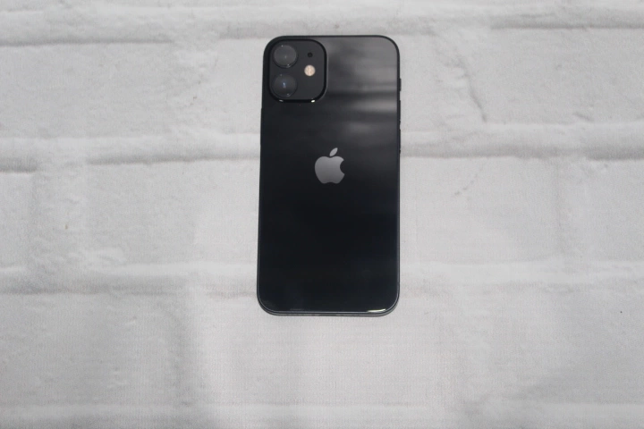 Смартфон Apple iPhone 12 mini 64Gb