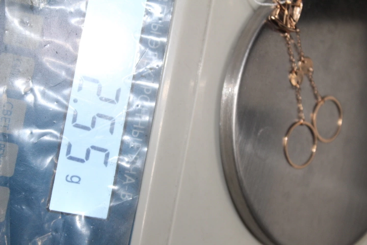 Серьги золотые с камнями  585 проба 3,53 гр. 5,5 см. ФМ