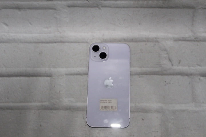 Смартфон Apple iPhone 14 128Gb