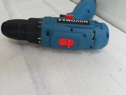 Шуруповерт Novomax No name