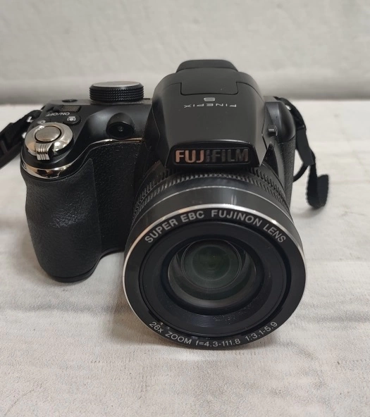 Фотоаппарат цифровой Fujifilm S4300