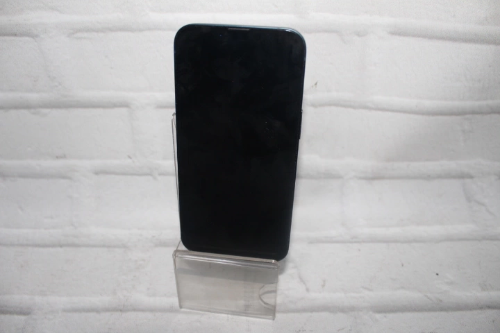 Смартфон iPhone 13 128ГБ