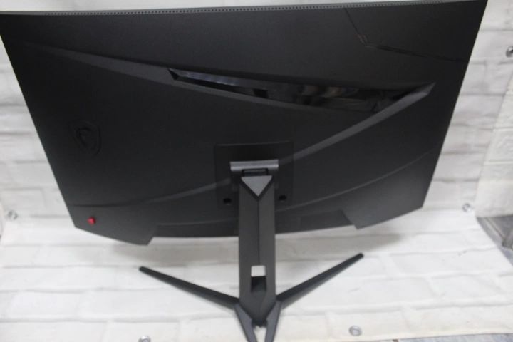 Монитор MSI G273CQ черный