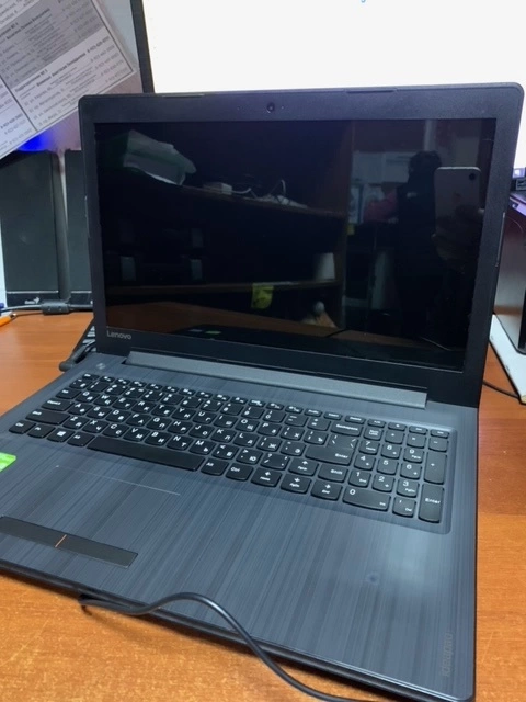 Ноутбук Lenovo Intel(R) Core(TM) i3-6006U CPU