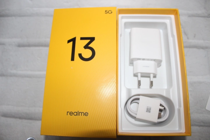 Смартфон Realme 13 12/256 ГБ