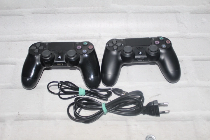 Игровая приставка PS4 Sony PS4 1Tb