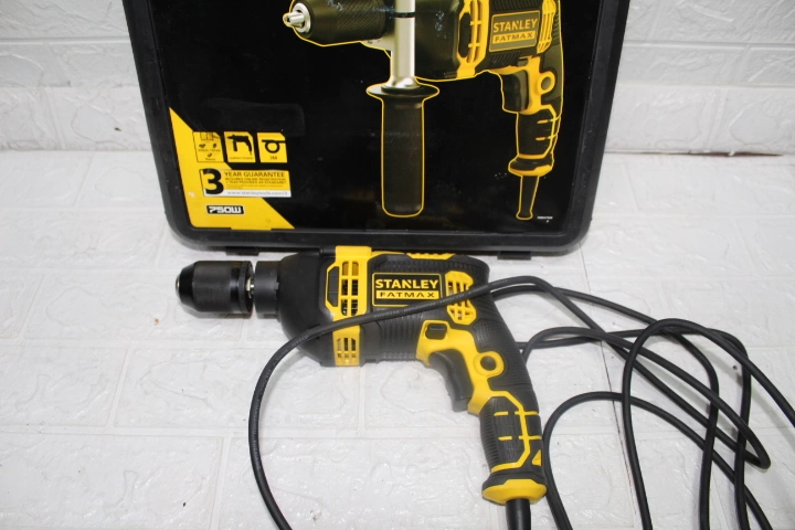 Электродрель Stanley FMEH750