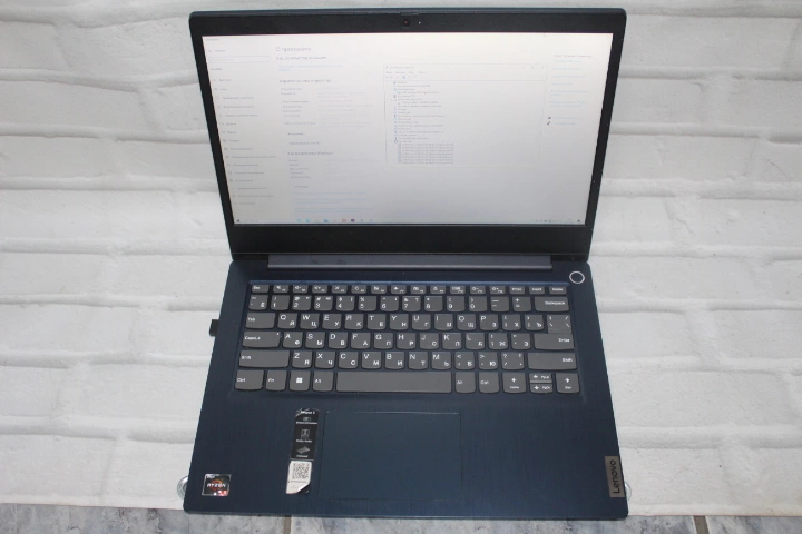 Ноутбук Lenovo Ryzen 5 3500U 2.1GHz/DDR4 8Gb/SSD512/Vega 8