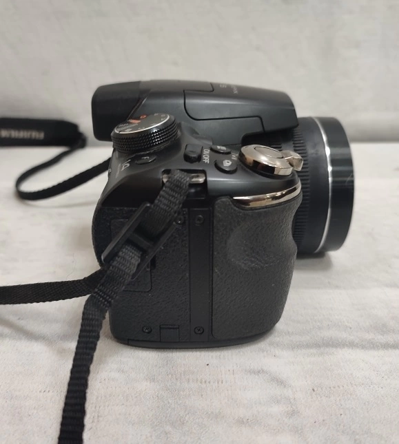 Фотоаппарат цифровой Fujifilm S4300