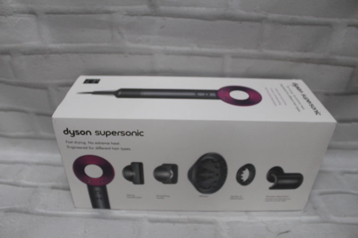 Фен Dyson Supersonic HD08