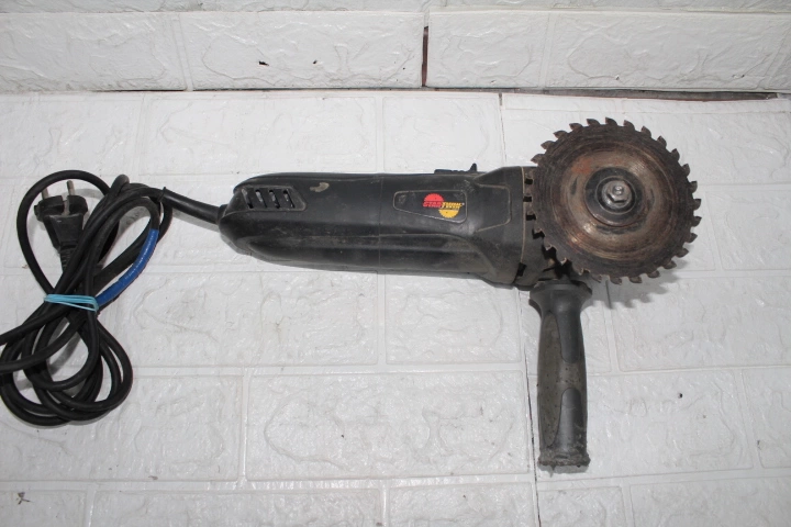 Болгарка Startwin Blackstar 115, 900 Вт