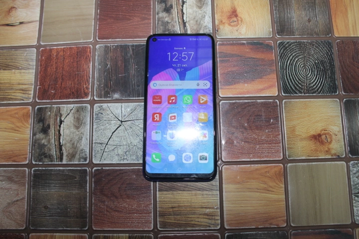 Смартфон HUAWEI P40 lite E 64Gb