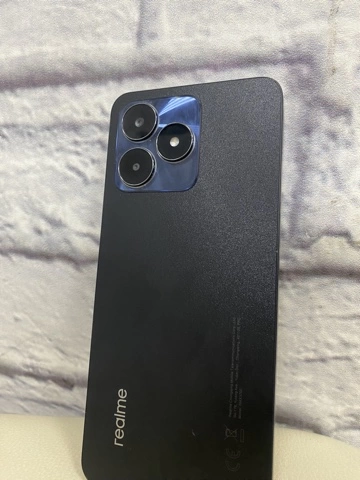 Смартфон Realme C53