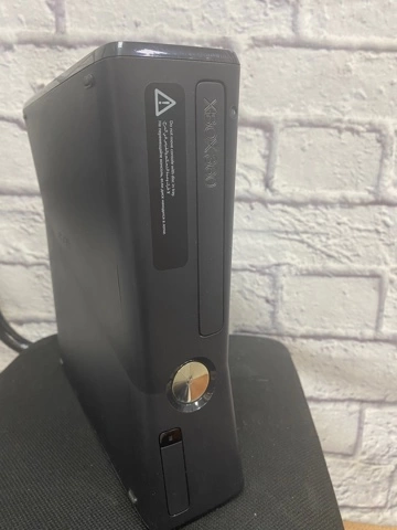 Игровая приставка X-Box 360 Microsoft 1439