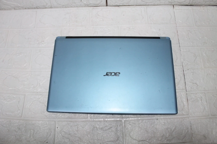 Ноутбук Acer i5-3317U 1.7GHz/DDR3 6Gb/HDD500/Nvidia 620M 1Gb