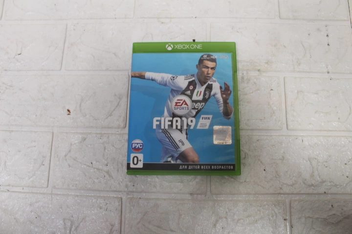 Диск для X-Box ONE Microsoft Fifa19