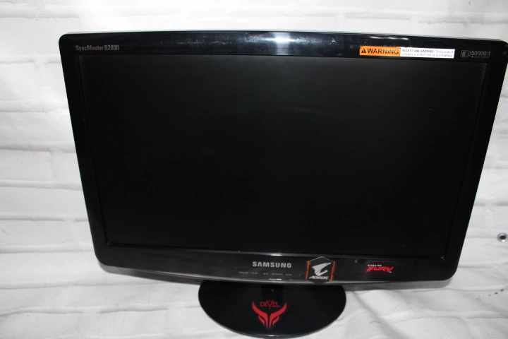 Монитор Samsung B2030N