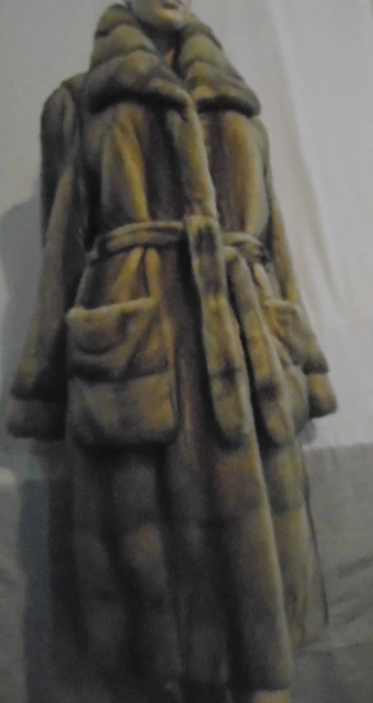 Шуба длинная, цельная Saturn р.46-48