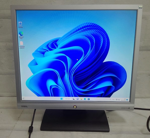Монитор BENQ ET-0006-B