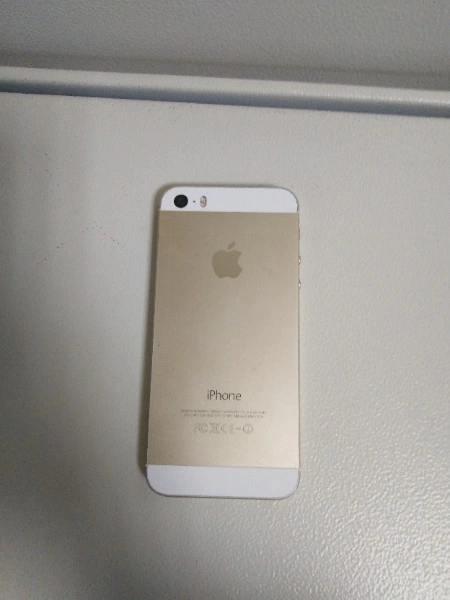 Смартфон Apple iPhone 5S