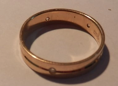 Кольцо  золотое 585 проба 2,3 гр. 17 размер (ФМ)