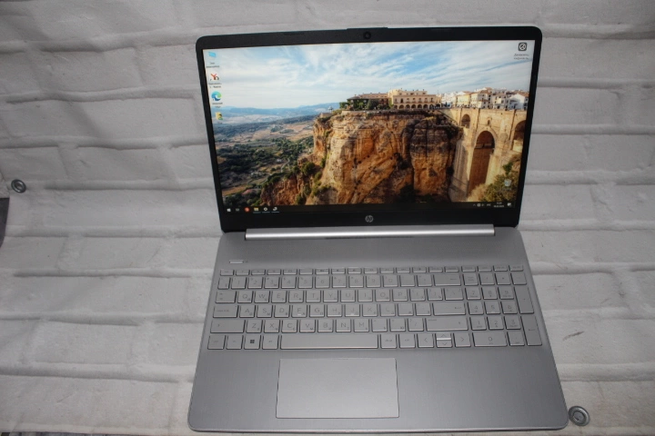 Ноутбук HP i3-1125G4/DDR4 8Gb/SSD256Gb/intel HD